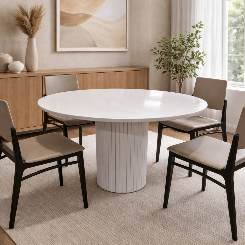 Stół kamienny okrągły biały konglomerat