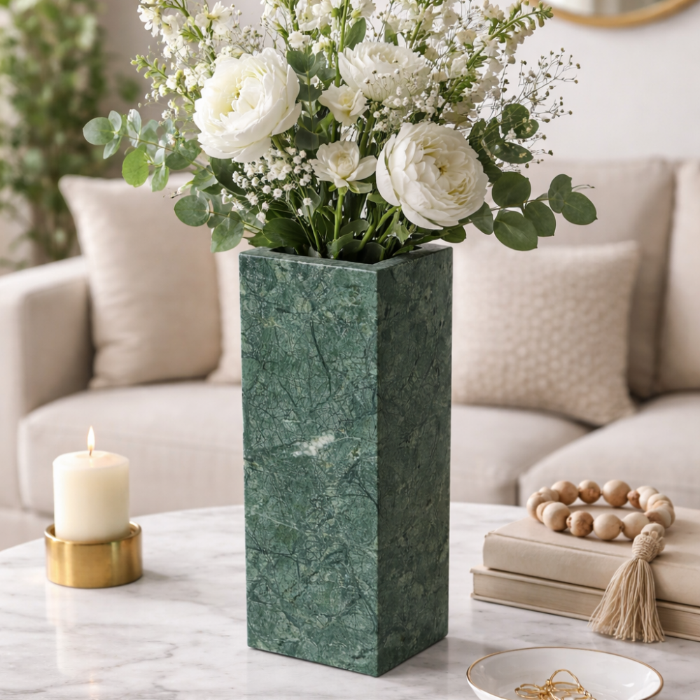 Zielony wazon z marmuru